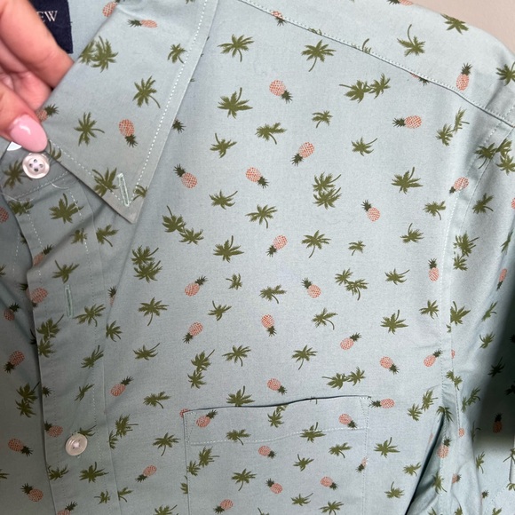 Men’s JCrew Tropical Button Down Short Sleeve Shirt SIZE LARGE - Picture 3 of 3